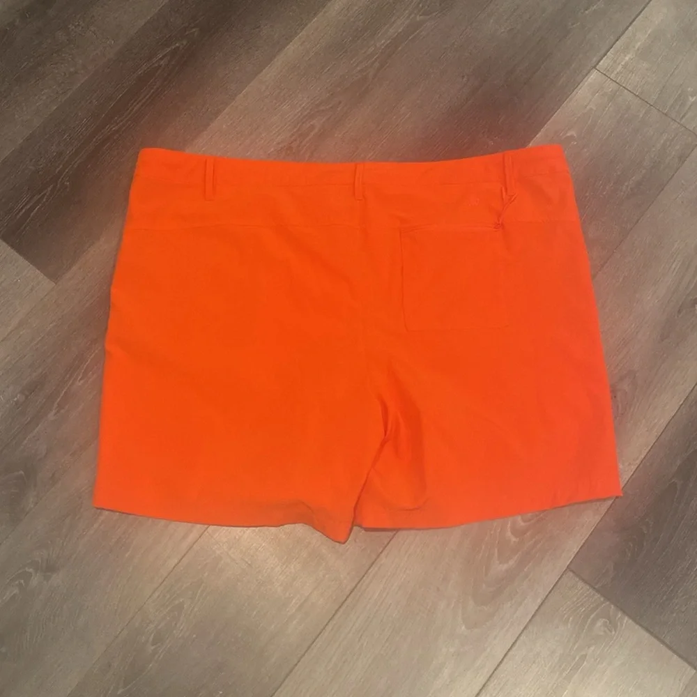 All in Motion Women's Orange Shorts NWOT - Picture 4 of 4